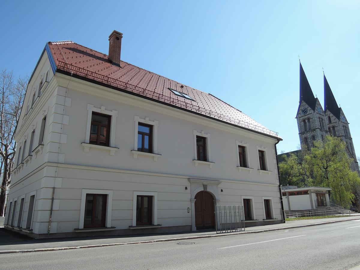 Hostel Bearlog Kocevje Eksteriør bilde
